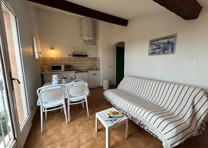 : Lumineux 2 Pieces Avec Parking Dans Calme - Fr-1-226-536 Appartement *